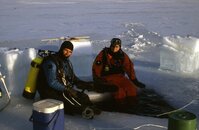 White Bear Lake ice dive 1997_02.jpeg