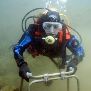 Diver uses the zimmer frame