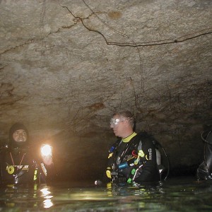 Air pockets inside Cenote