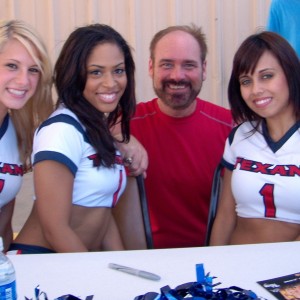 John_and_Texans_Cheerleaders_July_12_2008