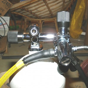 H valve front
