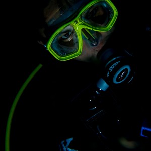 diver in the dark!!!!