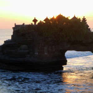 Indonesia_Trip_hole_in_rock