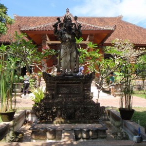 Indonesia_Trip_statue