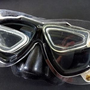 Diving Mask With Add on Lenses