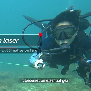 Green Laser Dive Torch for Most Dives | OrcaTorch D570-GL