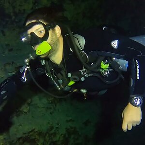 Orca torch D530 review: Cave Diving edition