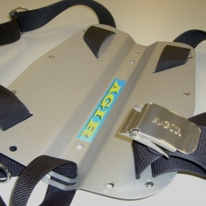 Agir-Brokk back plate, wing, and accessory photos