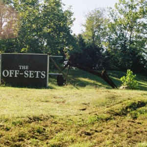 Offsets_9-29-07_Entrance Sign seen from hwy OO