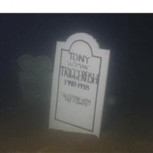 Boo trail tombstone