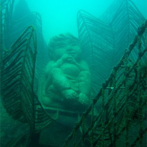 Kublai underwater sculpture