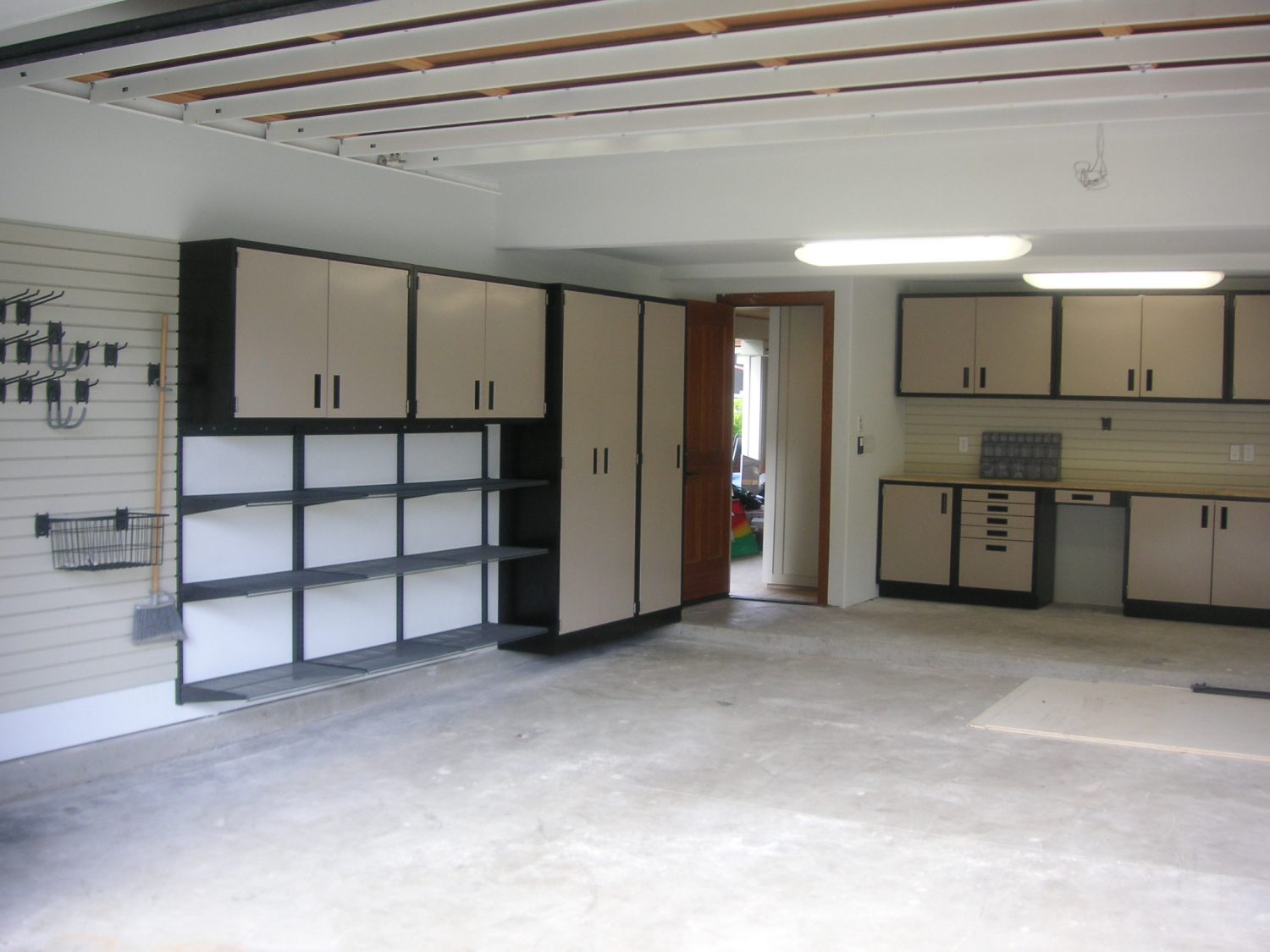 Garage-Storage-Systems-Slide-005-1500x1125