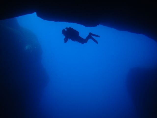 Gozo Cave Diving - Billingshurst