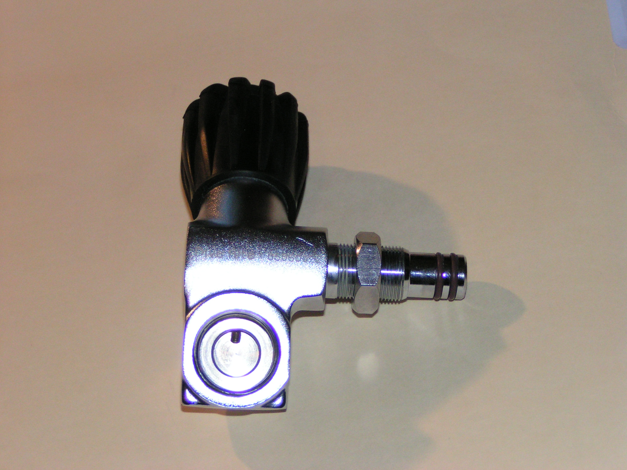 H valve adapter
