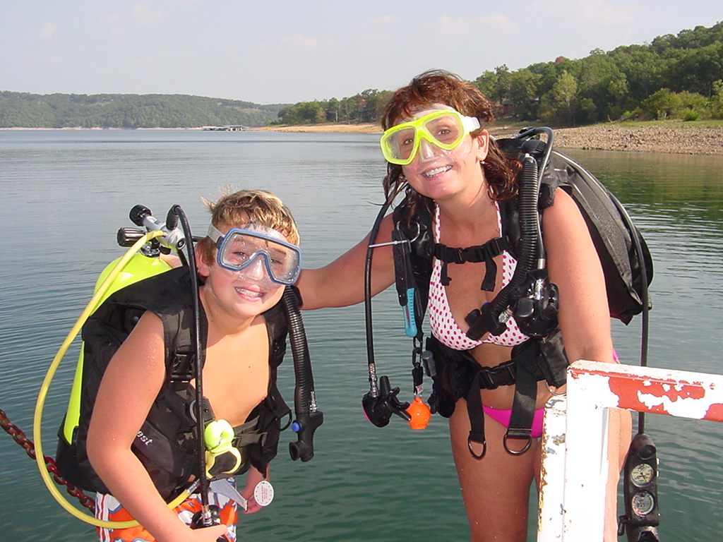 Kase and Denise Preparing to Dive Lost Bridge Cove Beaver Lake AR