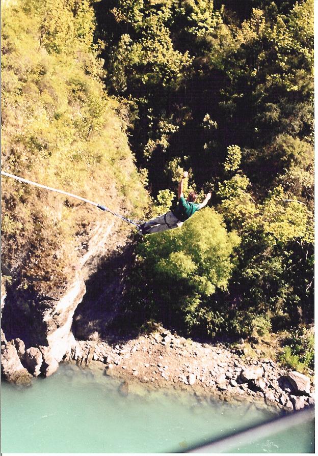 New Zealand - Me Bungy Jumping off Kawarau Bridge (43 m)