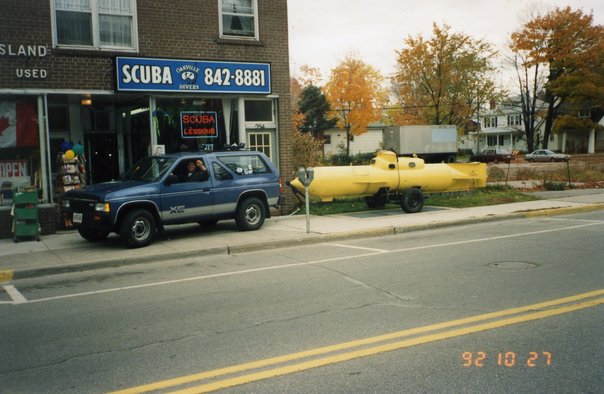 Submarine at Oakville Divers