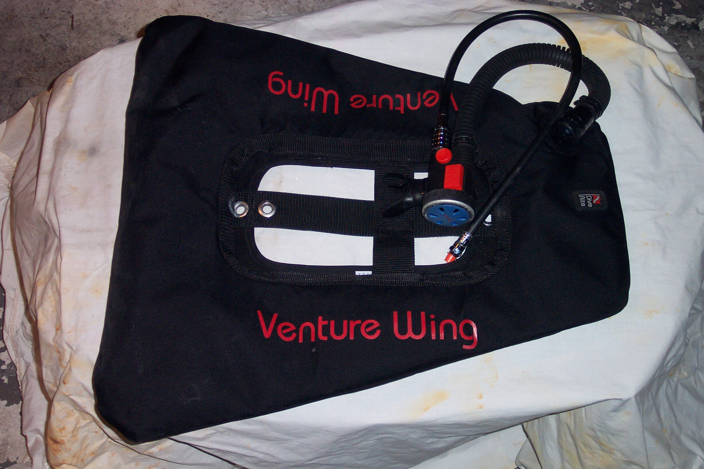 Venture Wing 001